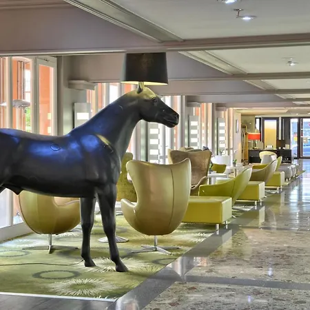 Plaza Hotel Capitole Toulouse - Anciennement Crowne Plaza 4* Τουλούζη